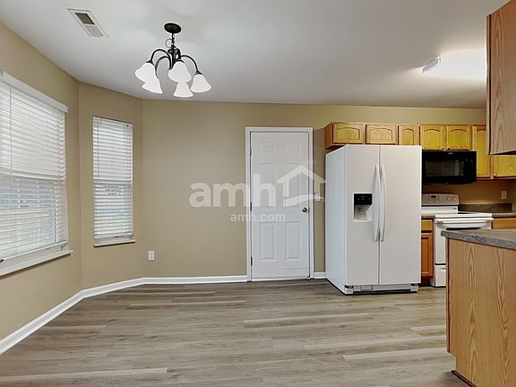 4th image of 6818 Audrianna Ln