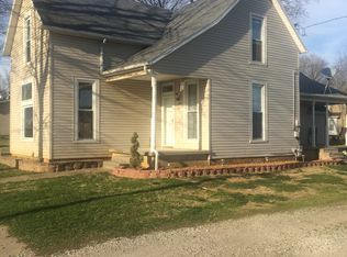 205 N 2nd St, Owensville, IN 47665