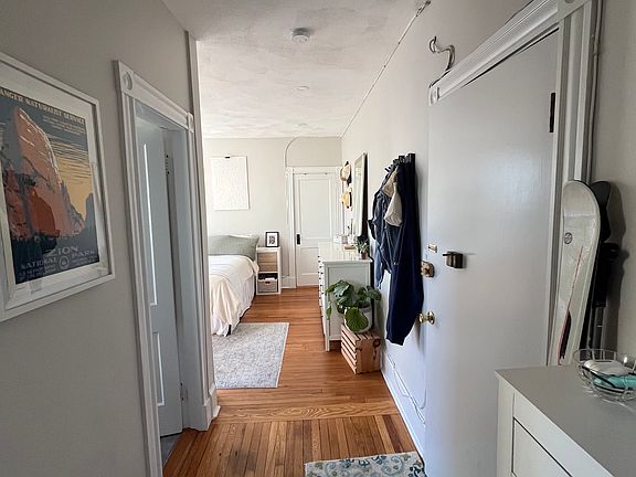 4th image of 131 Park Dr APT 38