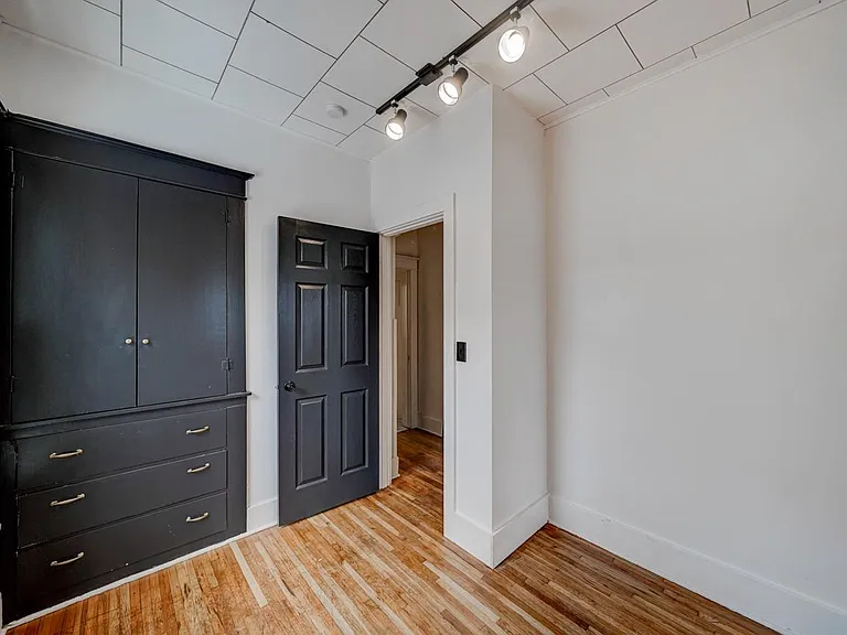 818 S 31st St #1 — Photo 12
