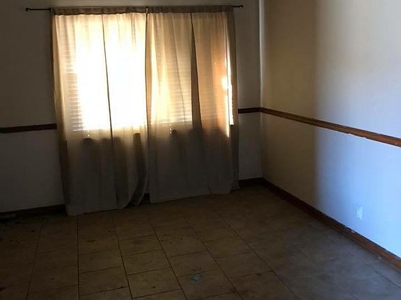 2nd image of 64 Meadowlark Ln