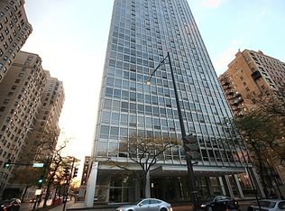 2400 N Lakeview Ave APT 301, Chicago, IL 60614