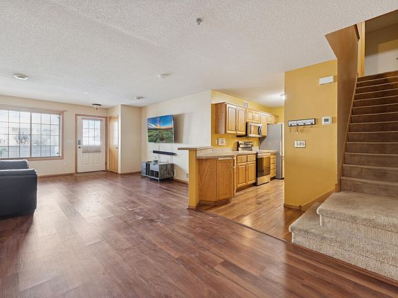 3rd image of 10739 Unity Ln N