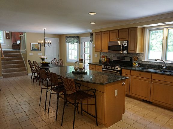 Spacious Gourmet Kitchen