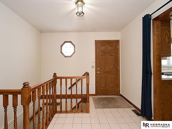 4th image of 15911 Douglas Cir