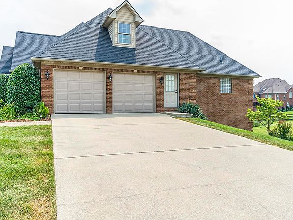 4th image of 217 Park Lakes Dr