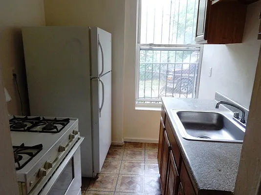 Rented by Blue Egg Realty Corp | media 31