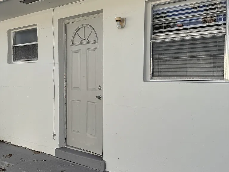 4140 SW 24th Ct #1 — Photo 17