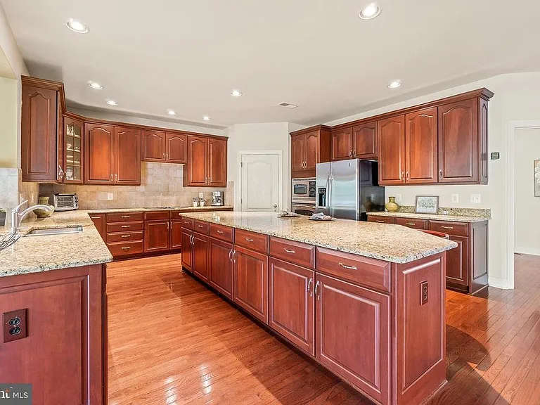 15000 Barlow Dr — Photo 14