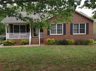 1102 Long Leaf Dr, Gibsonville, NC 27249