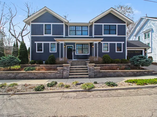 211 W Davis Ave, Ann Arbor, MI 48103