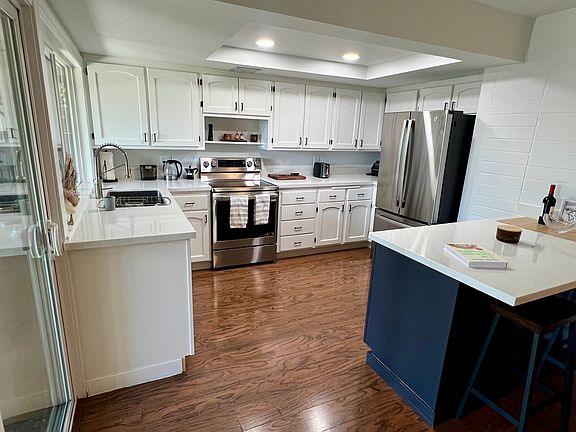2nd image of 101 Eastside Cir