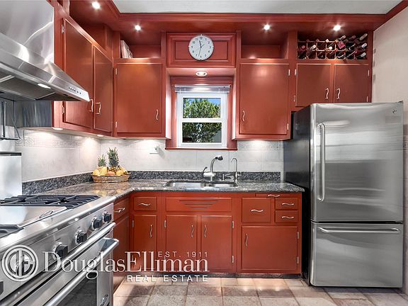 5th image of 4223 Avenue I