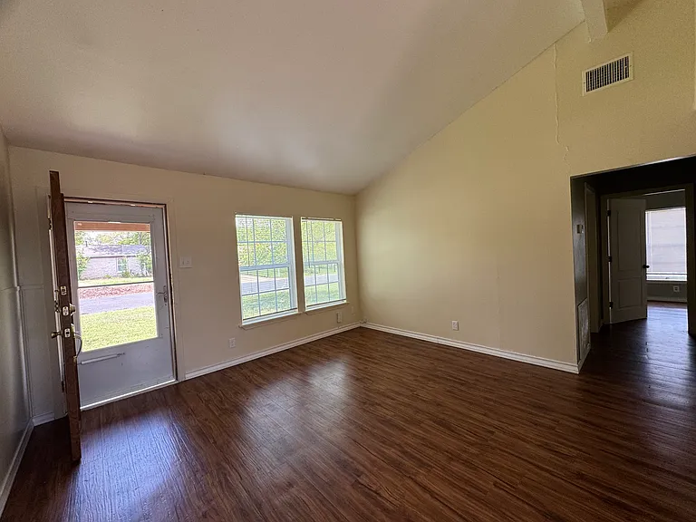 5200 Overbrook Dr #A — Photo 3