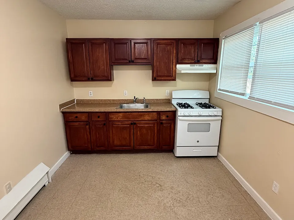 106 Fulton St #1-2