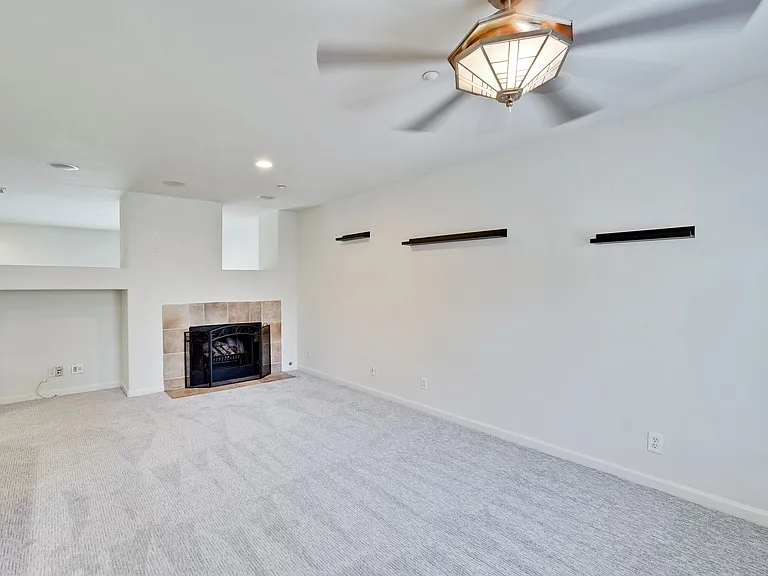 3013 Goodacre Ct — Photo 12