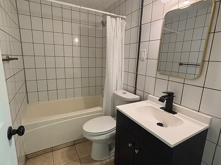 2712 Lyndhurst St NW — Photo 11