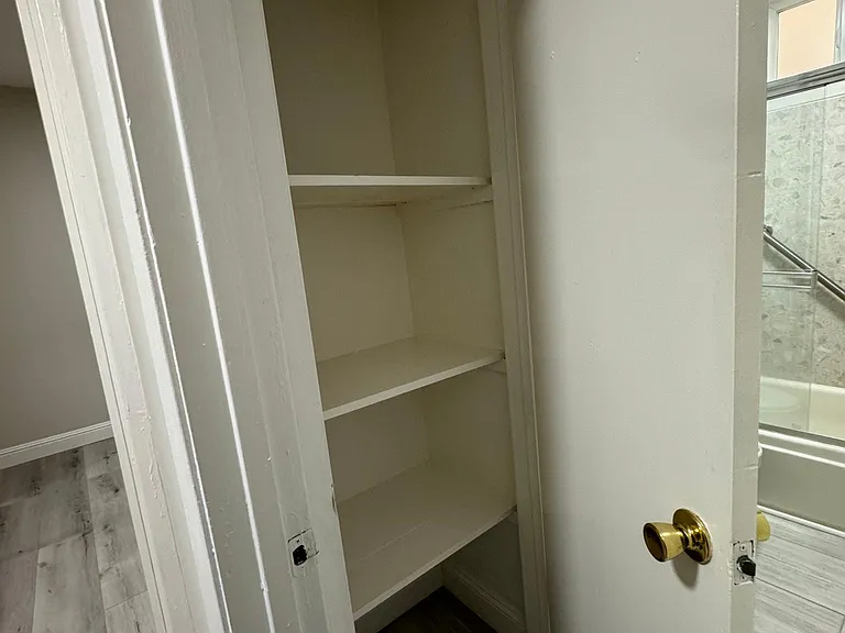 1350 Washington Street — Photo 14