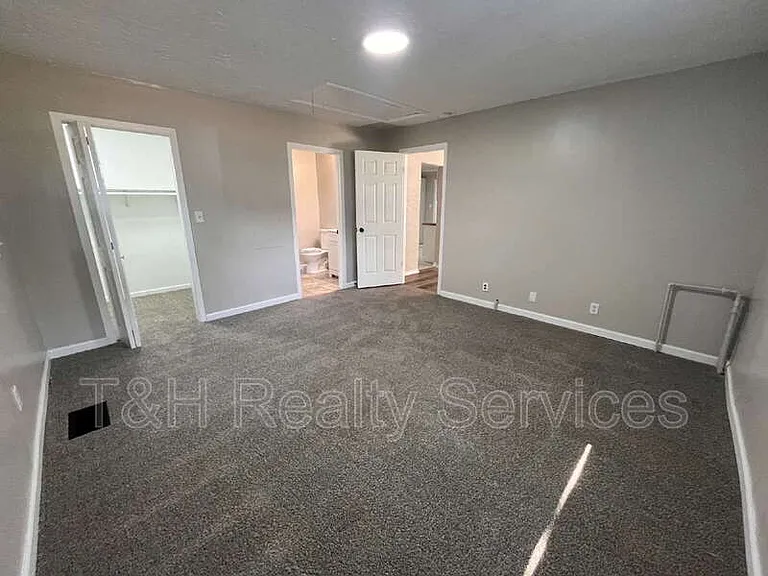 1607 Costello Dr — Photo 19
