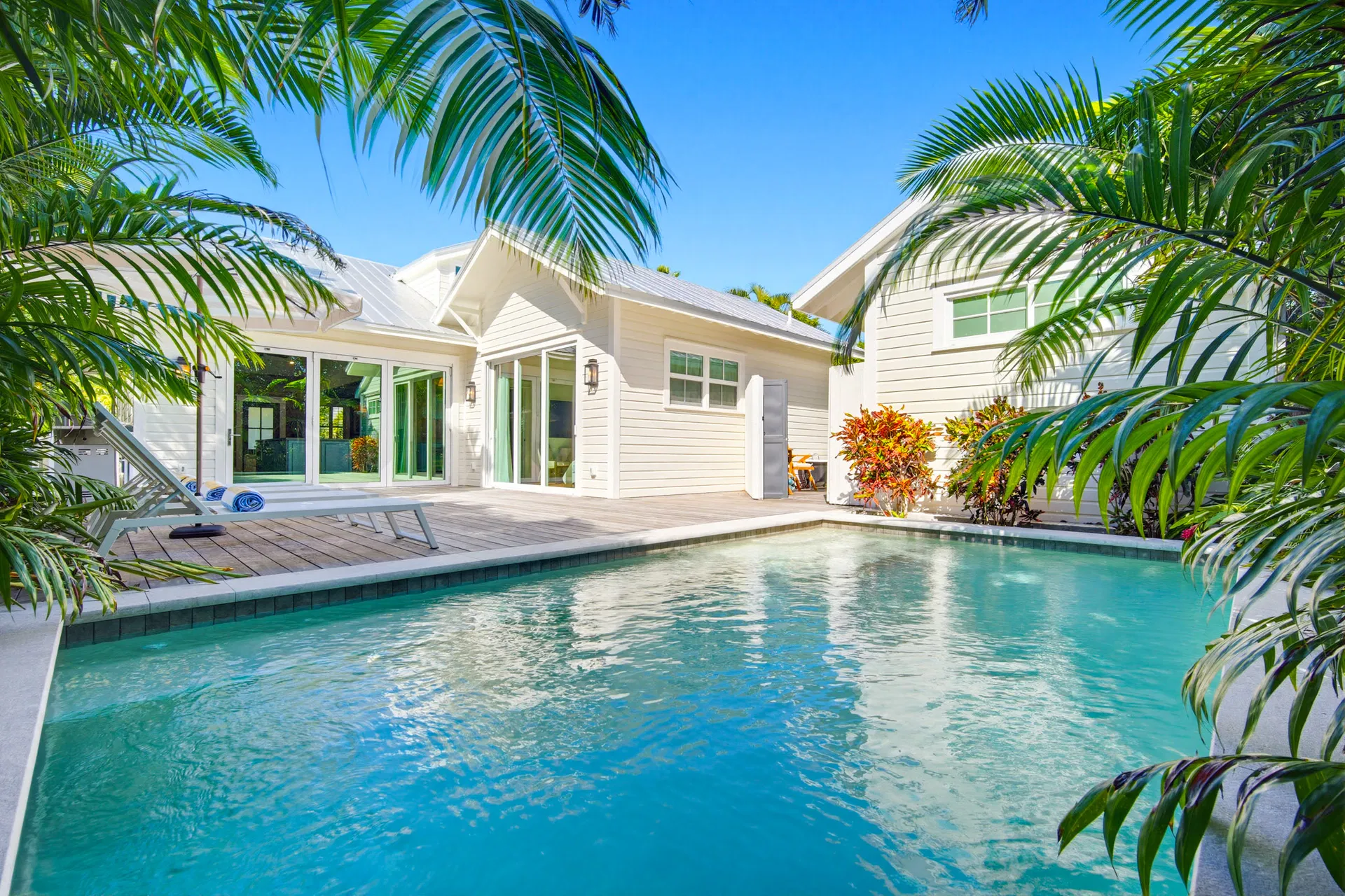 1230 South Street Key West real estate photo 3