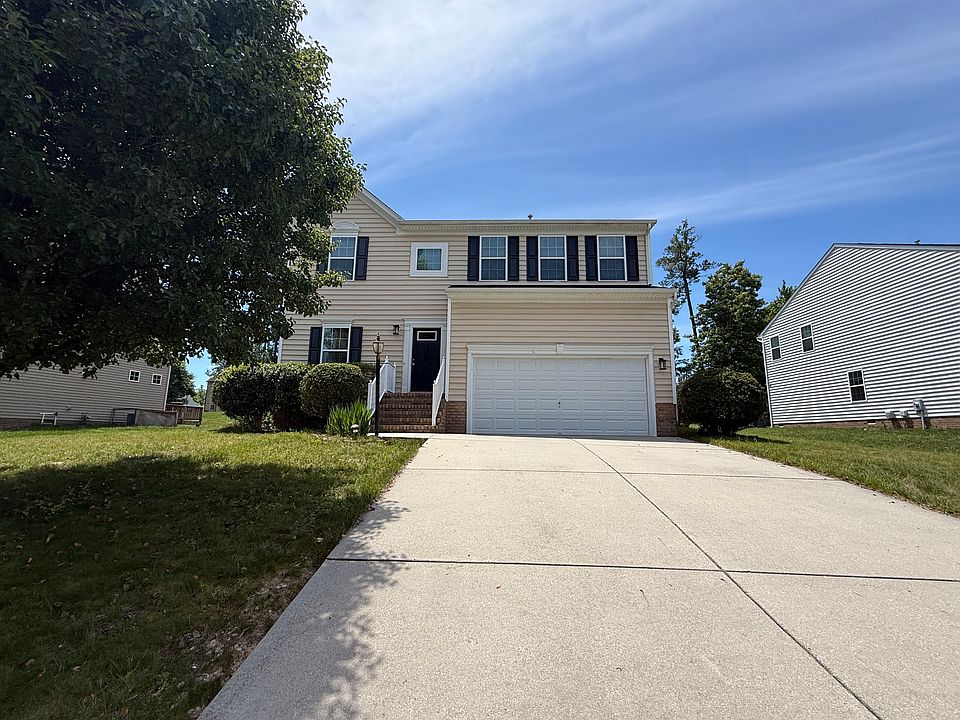 1st image of 7013 Heartleaf Ln