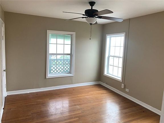 4th image of 2849 Topeka St #2851