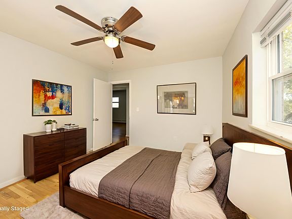 3rd image of 4118 Eileen Dr APT 6