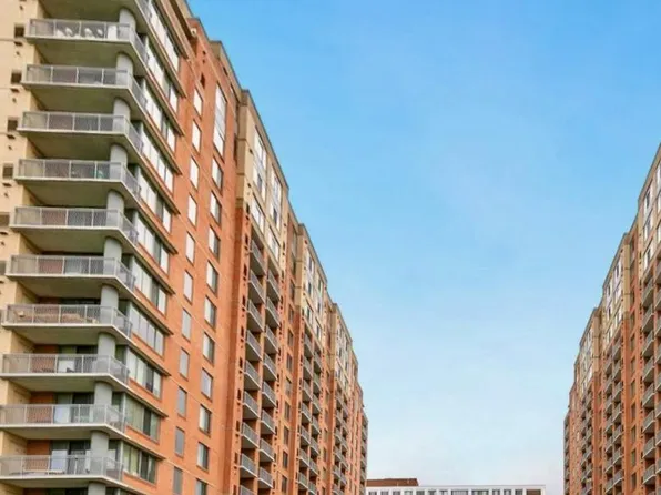 11710 Old Georgetown Rd APT 820, North Bethesda, MD 20852