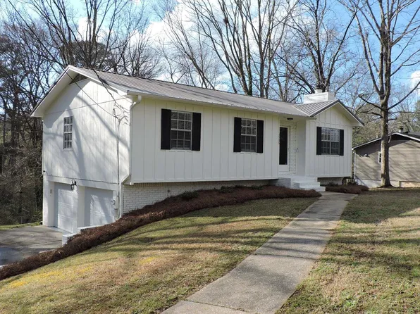 5906 Elizabeth Dr, Trussville, AL 35173