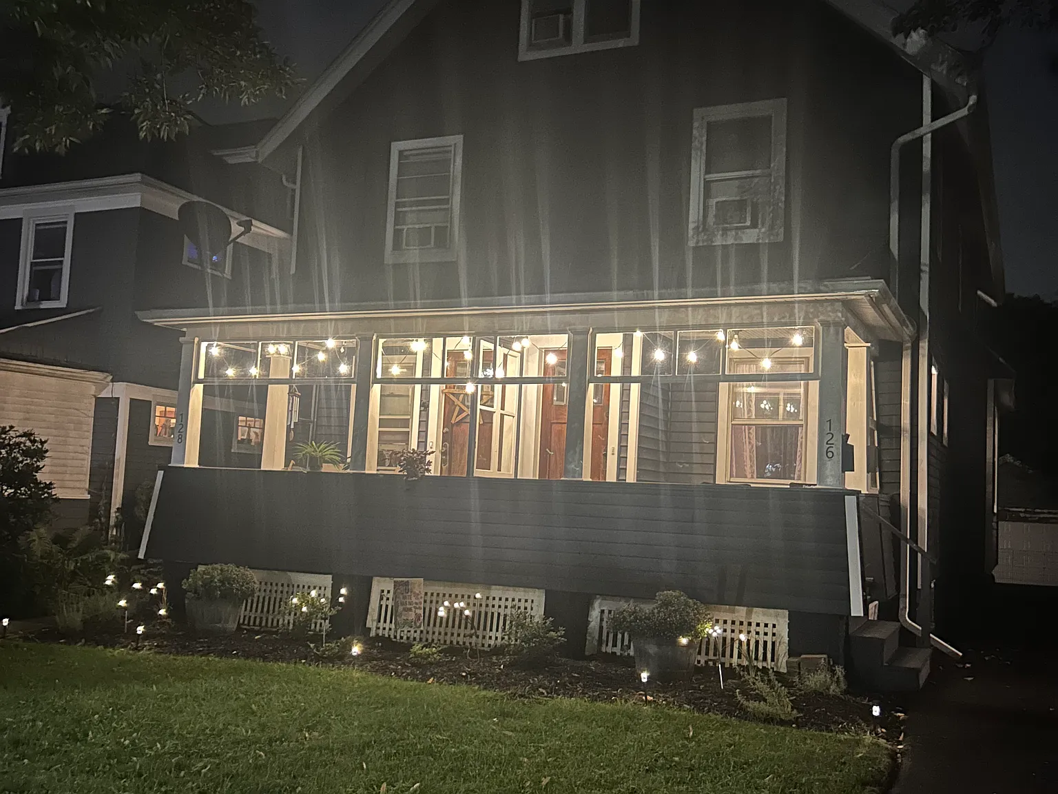 128 Marion St — Photo 2