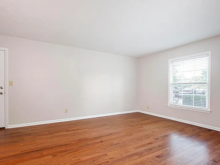 4834 Westport Rd #101 — Photo 21