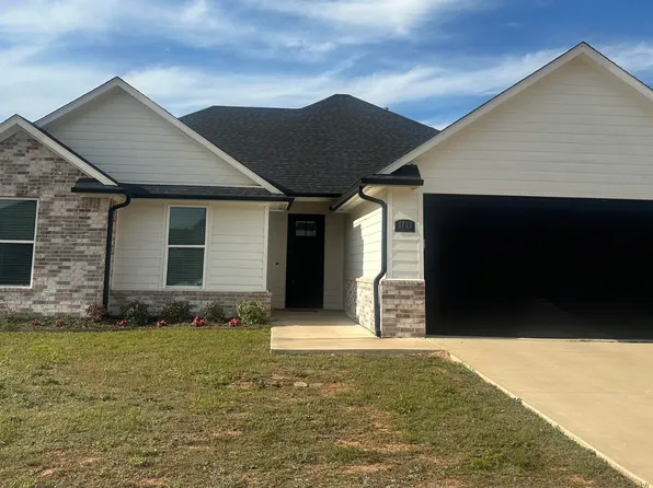 1713 Tres Dr, Whitehouse, TX 75791