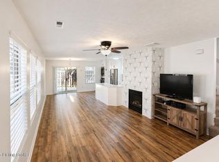 8601 Grand Neptune Dr, Louisville, KY 40228