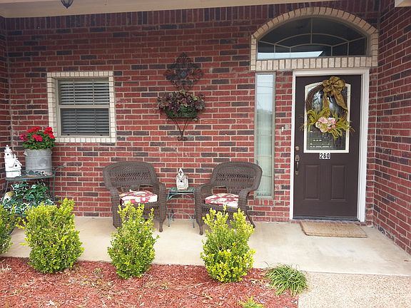 3rd image of 260 Fernwood Dr