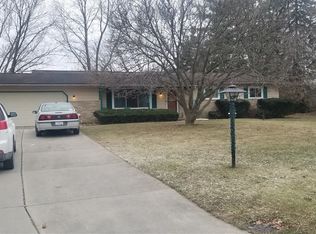 5197 Briarcrest Dr, Flint, MI 48532