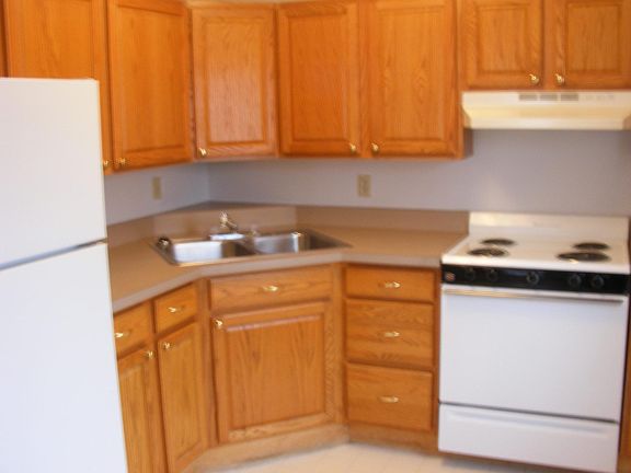3rd image of 26 W Main St #2