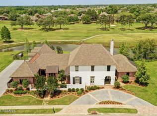 202 Shinnecock Hills Dr, Broussard, LA 70518