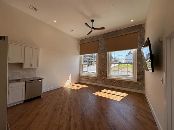 401 N Warren St #100, Orwigsburg, PA 17961