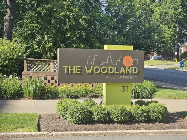 31 Woodland St APT 4J, Hartford, CT 06105