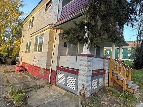 3rd image of 10413 Mount Auburn Ave