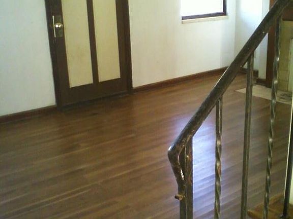 5th image of 539 Seymour Ave