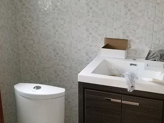 4th image of 4216 Gunther Ave