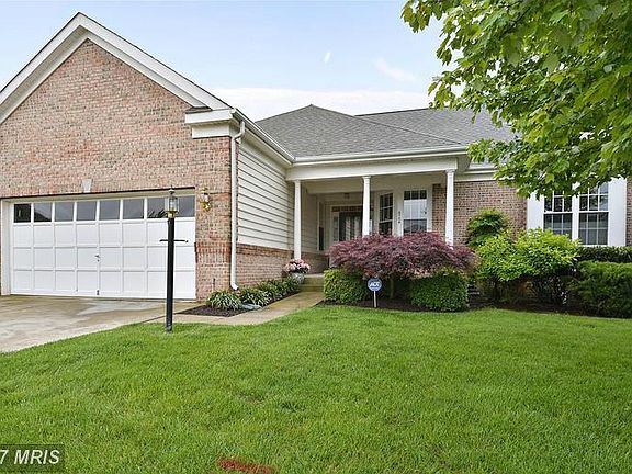 2nd image of 6704 Whirlaway Ct