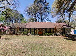 37 Dunham Dr, Texarkana, TX 75503