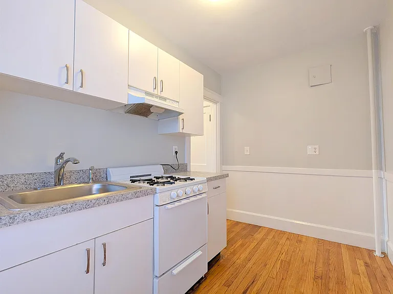 151 Summer St #1 — Photo 3