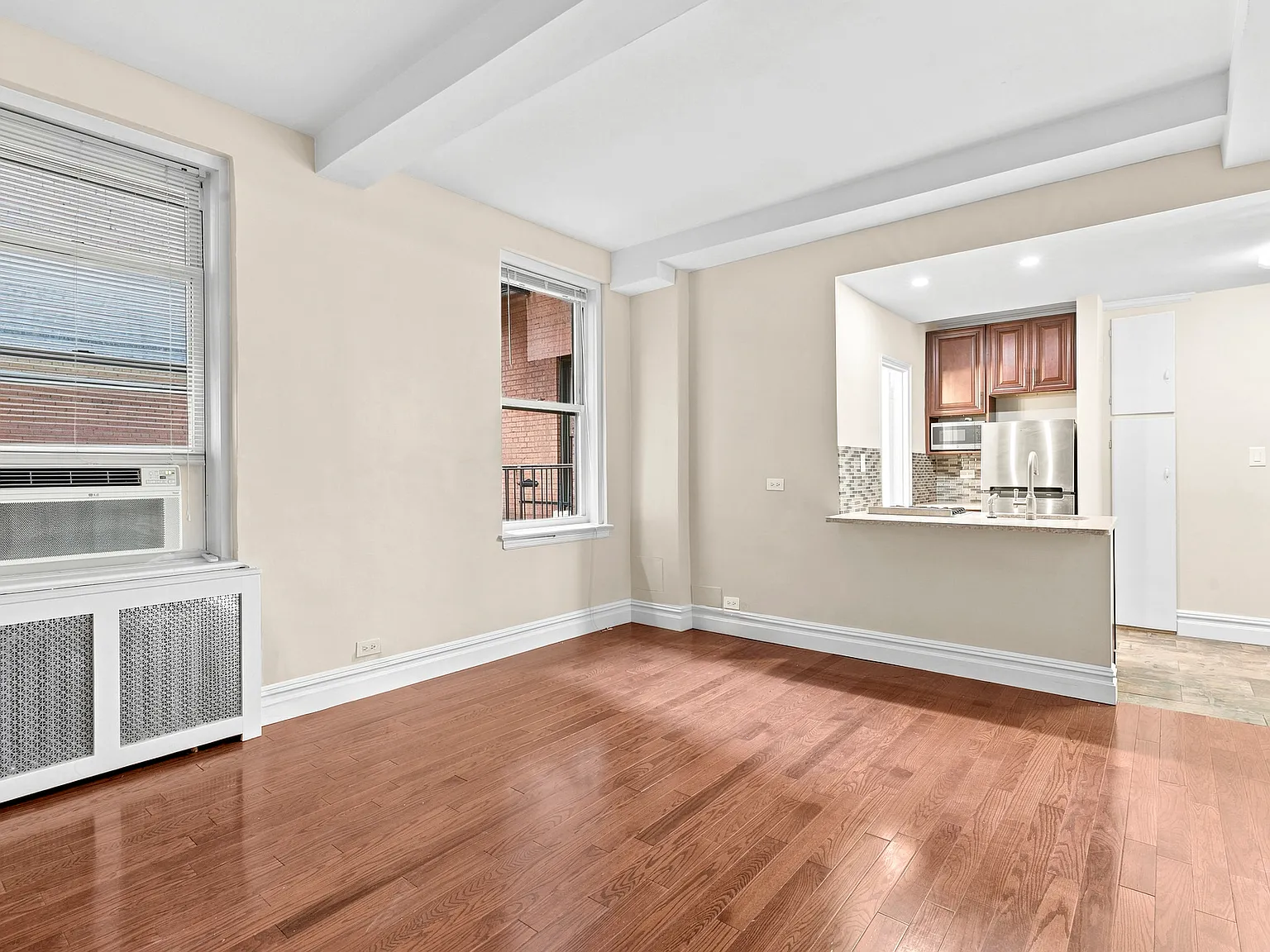 71 Park Avenue — Photo 2