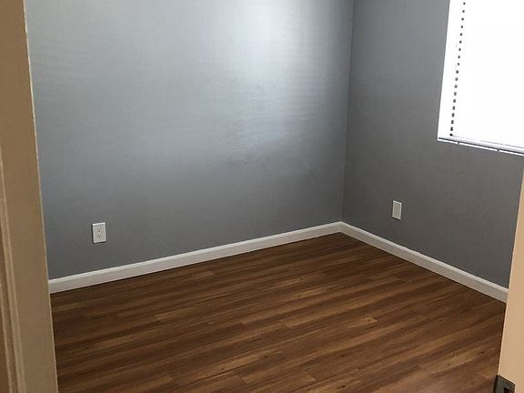 3rd image of 161 Brightwood Ave APT 5