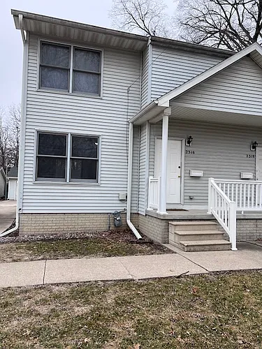 2316 51st St Photo 1
