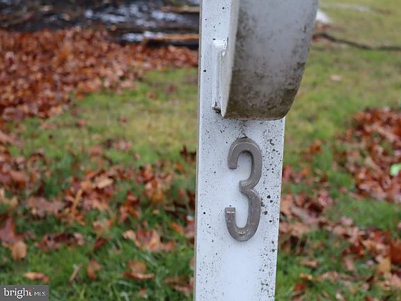 5th image of 3 E Spring Oak Cir