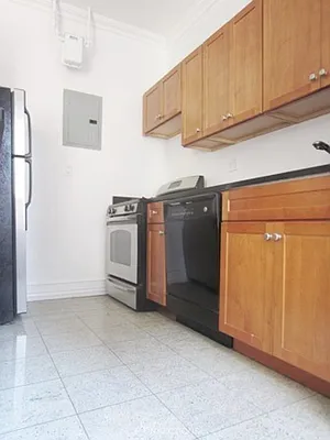 Rented by City Connections Realty | media 21